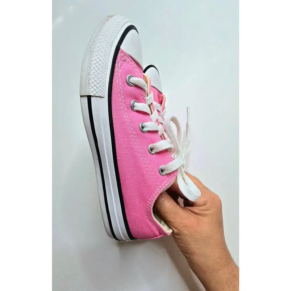 Converse Chuck Taylor All Star Low Top Pink Sneakers Womens Size 3 / Youth 1